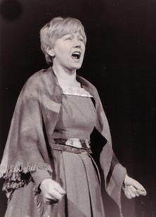 Opernsängerin Annette Brunsing Opernsängerin Annette Brunsing